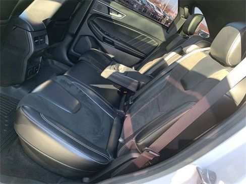Used 2019 Ford Edge ST w/ Equipment Group 401A image 10