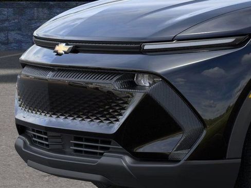 New 2026 Chevrolet Equinox EV LT image 14