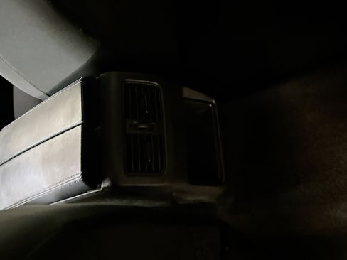 Used 2023 Nissan Rogue S AWD/4WD image 27