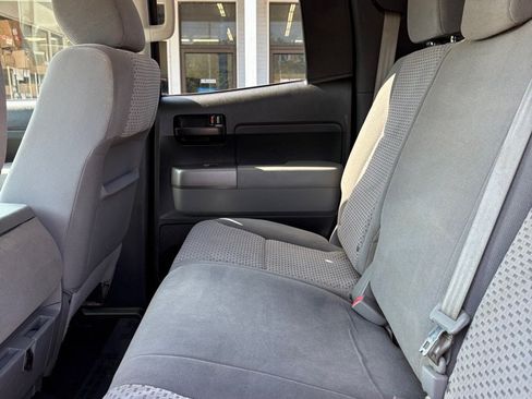 Used 2013 Toyota Tundra 4x4 Double Cab w/ Tow Pkg image 11