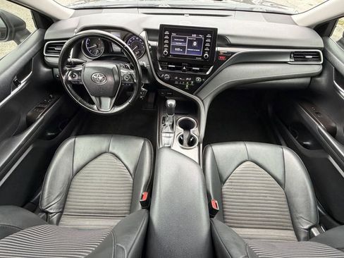 Used 2022 Toyota Camry SE FWD image 12