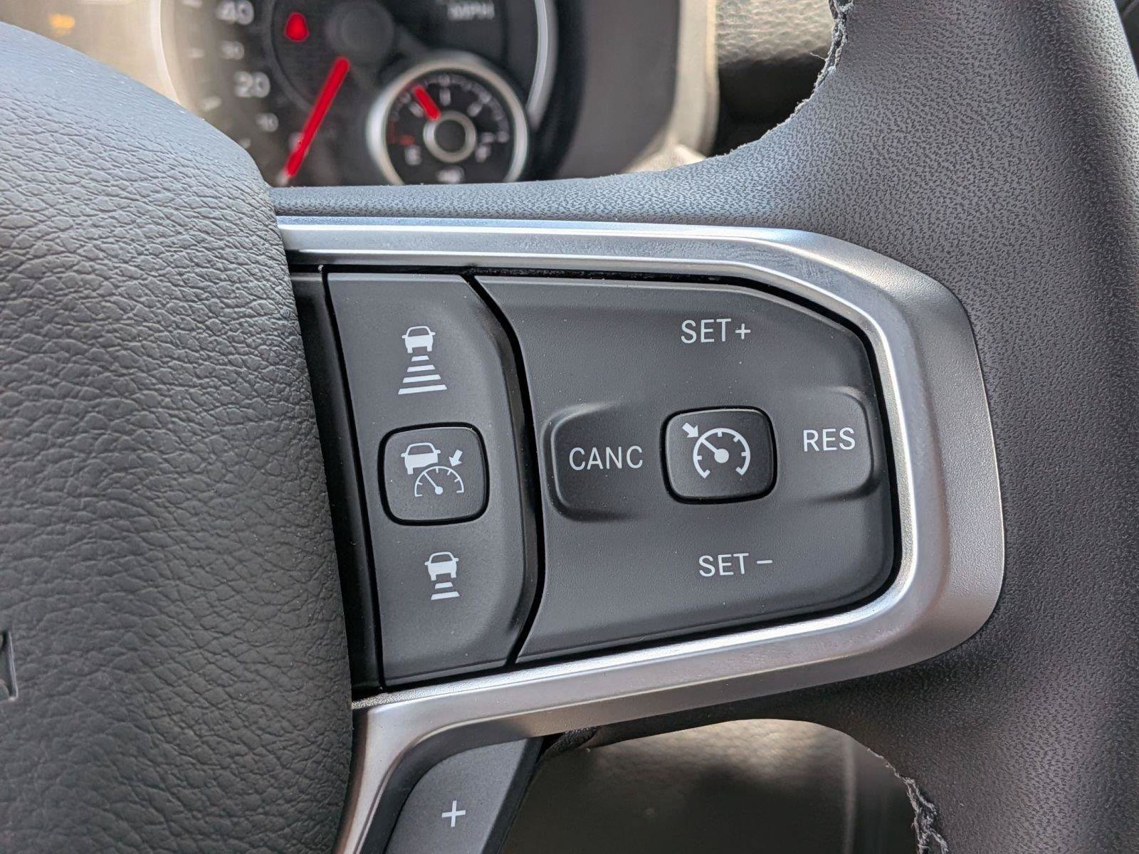 New 2026 RAM 2500 Big Horn AWD/4WD image 28