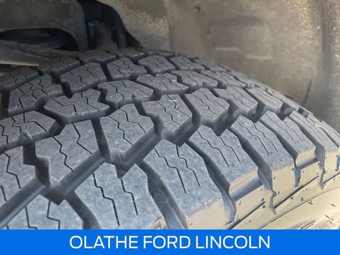 Certified 2022 Ford F150 Platinum w/ Equipment Group 701A High AWD/4WD image 29