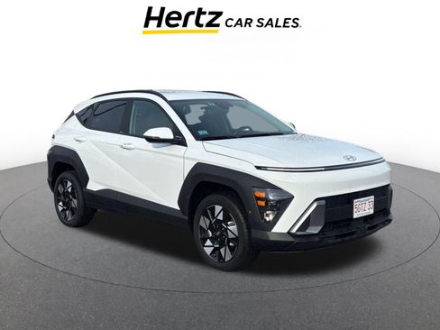 Used 2025 Hyundai Kona SEL image 1