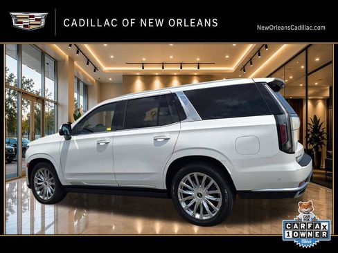 Used 2022 Cadillac Escalade Premium Luxury w/ Performance Package RWD image 5