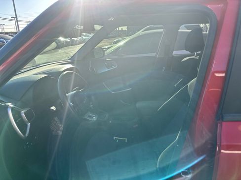 Used 2022 Kia Soul LX w/ Technology Package FWD image 16