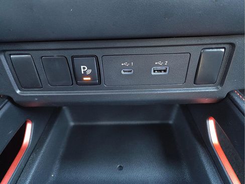 Used 2024 Nissan Frontier PRO-4X w/ Technology Package image 20