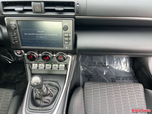 Certified 2026 Toyota GR86 w/ ALL Weather Mat Package (TMS) RWD image 19