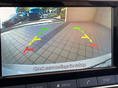 Used 2025 Nissan Sentra S image 17