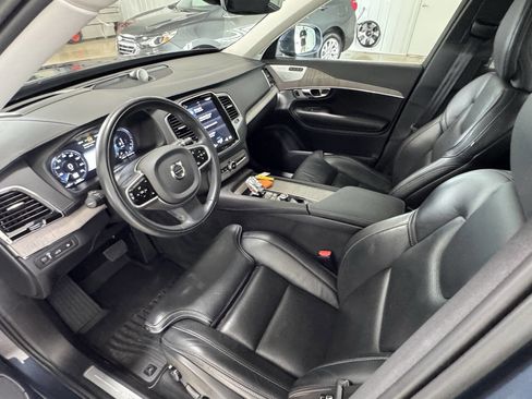 Used 2022 Volvo XC90 T8 Inscription w/ Advanced Package image 16