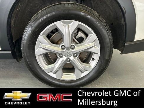 Used 2023 Honda HR-V LX image 8