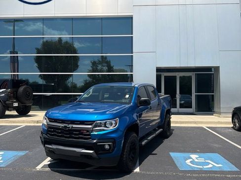 Used 2022 Chevrolet Colorado Z71 AWD/4WD image 1