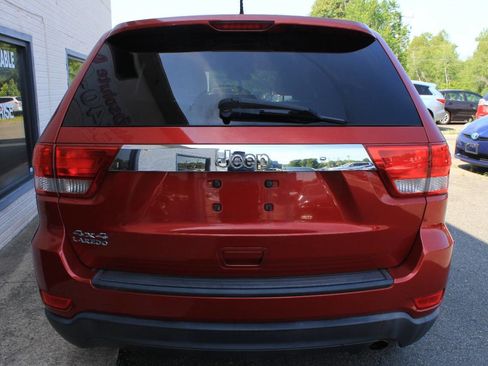 Used 2011 Jeep Grand Cherokee Laredo image 8