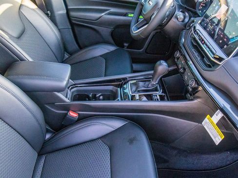 New 2026 Jeep Compass Latitude AWD/4WD image 15
