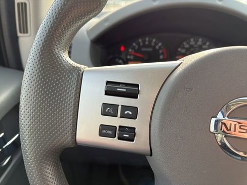 Used 2021 Nissan Frontier SV image 20