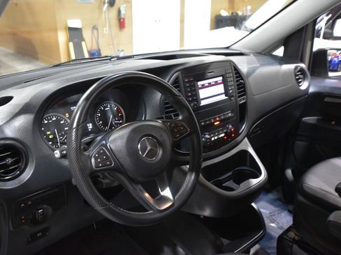 Used 2020 Mercedes-Benz Metris Passenger image 20
