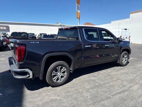 Used 2025 GMC Sierra 1500 SLT AWD/4WD image 13
