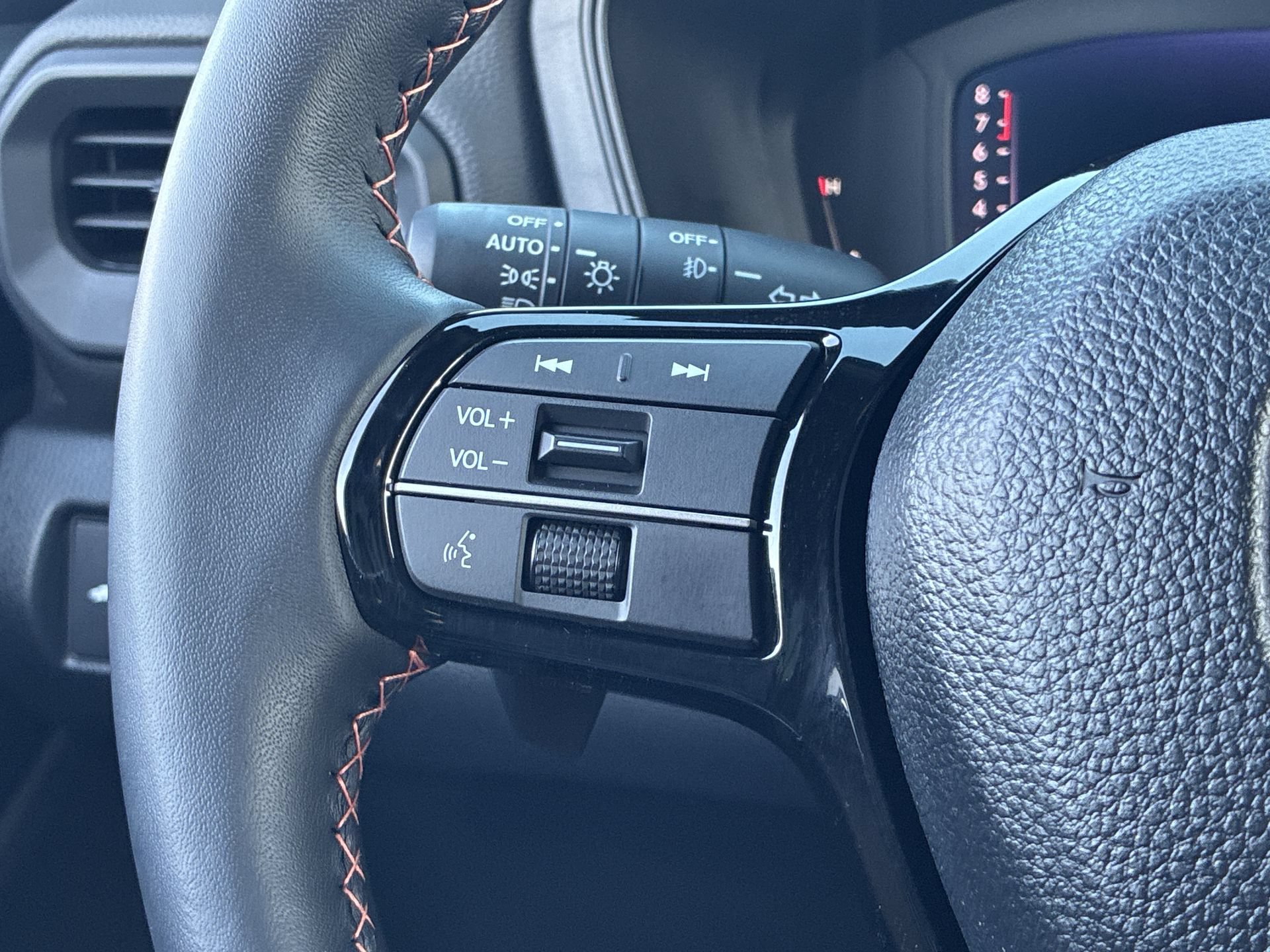 Certified 2026 Honda Pilot Sport image 24