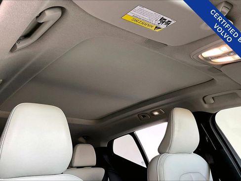 Used 2023 Volvo XC40 B4 Plus w/ Protection Package Premier image 22