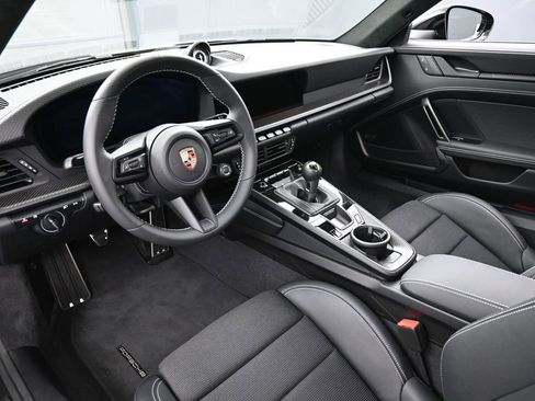 Certified 2026 Porsche 911 GT3 RWD image 4