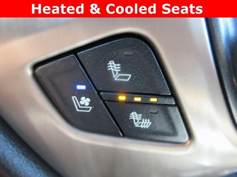 Used 2018 GMC Sierra 3500 Denali w/ Duramax Plus Package image 17