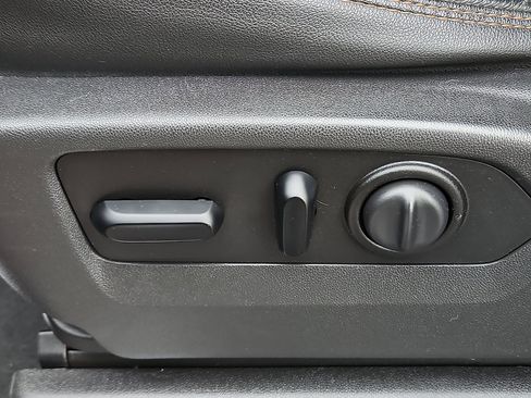 Used 2019 GMC Sierra 1500 AT4 w/ AT4 Premium Package image 27