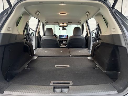 Used 2025 Nissan Rogue SL FWD image 28