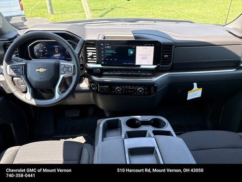 New 2026 Chevrolet Silverado 1500 LT w/ LPO, Dark Essentials Package AWD/4WD image 16