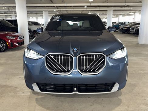 Certified 2025 BMW X3 xDrive30i w/ Premium Package image 3