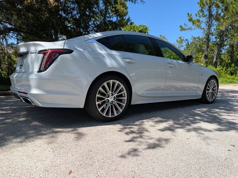 Used 2021 Cadillac CT5 Premium Luxury RWD image 9