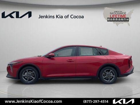 New 2026 Kia K4 FWD image 10