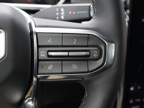 New 2025 GMC Sierra EV Denali image 19