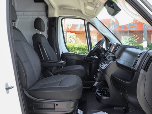 Used 2023 RAM ProMaster 3500 FWD image 36