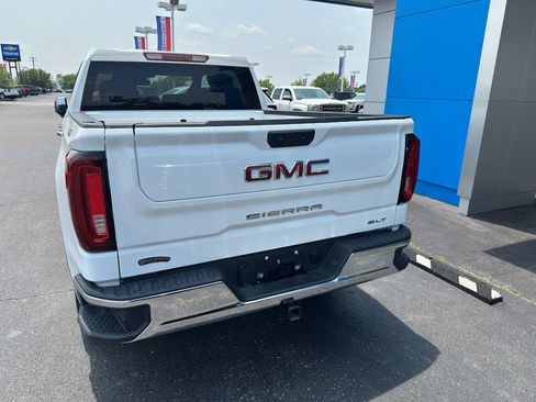Used 2025 GMC Sierra 1500 SLT image 6
