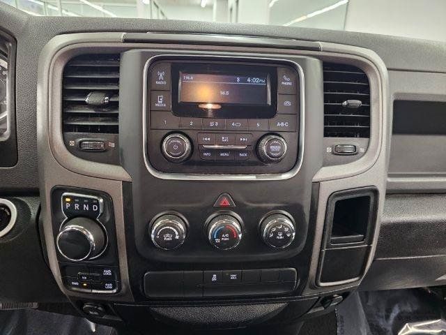 Used 2018 RAM 1500 Express AWD/4WD image 15