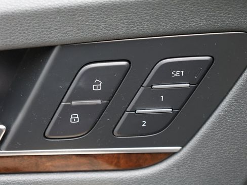 Used 2018 Audi Q5 2.0T Premium Plus w/ Premium Plus Package image 15