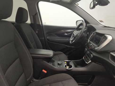 Used 2022 GMC Terrain SLE w/ Driver Convenience Package FWD image 21