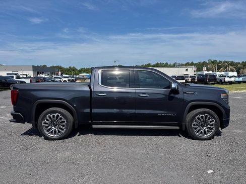 Used 2024 GMC Sierra 1500 Denali Ultimate AWD/4WD image 8