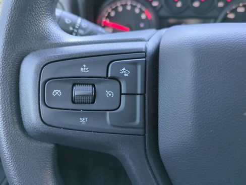 Certified 2025 Chevrolet Silverado 1500 Custom image 29