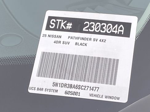 Used 2025 Nissan Pathfinder SV w/ Cargo Package image 32