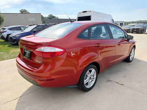 Used 2019 Ford Fiesta SE w/ Cold Weather Package FWD image 6