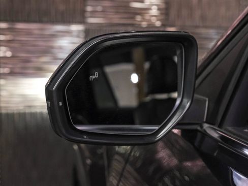 Used 2021 Volkswagen Atlas SEL AWD/4WD image 38