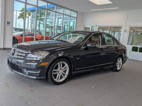 Used 2012 Mercedes-Benz C 250 Sedan image 3