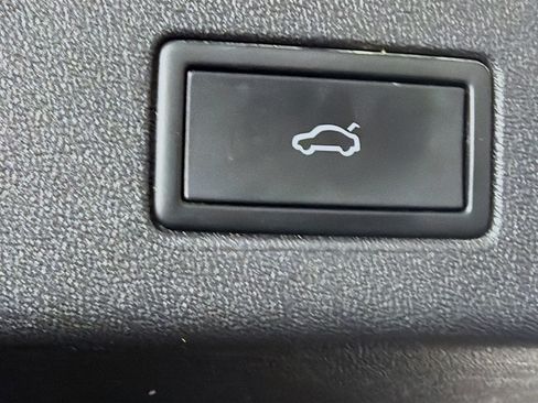 Used 2024 Volkswagen ID.4 S RWD image 30