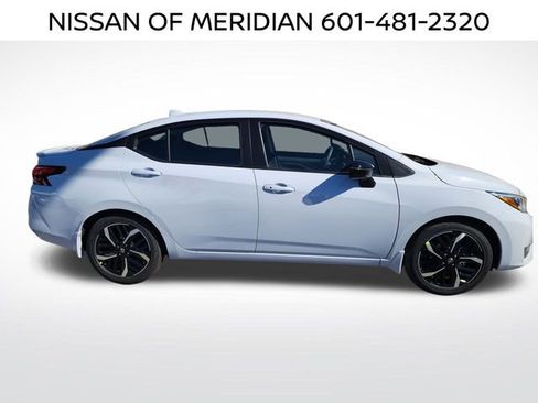 New 2025 Nissan Versa SR w/ Trunk Package image 6