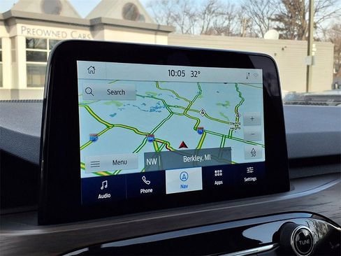 Used 2020 Ford Escape Titanium image 8