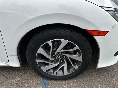 Used 2016 Honda Civic EX image 6
