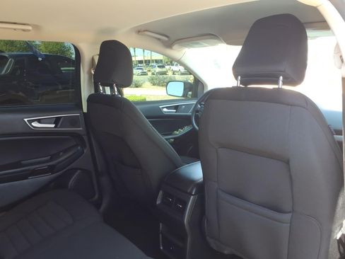 Used 2024 Ford Edge SEL AWD/4WD image 13