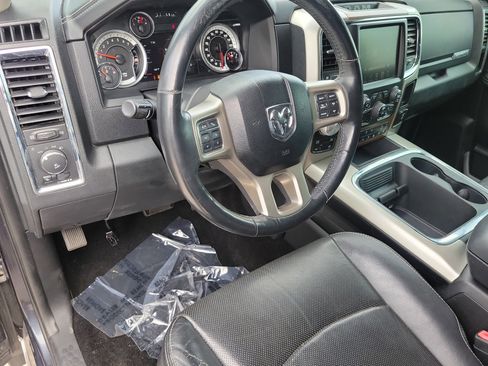 Used 2016 RAM 1500 Laramie w/ Convenience Group AWD/4WD image 13