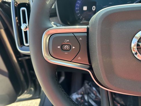 New 2026 Volvo XC40 B5 Core w/ Protection Package Premier image 21